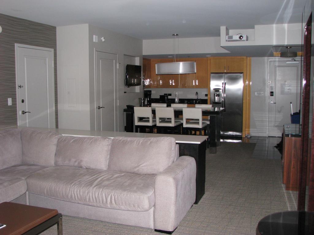 Suites At Elara Las Vegas Center Strip-No Resort Fees Extérieur photo
