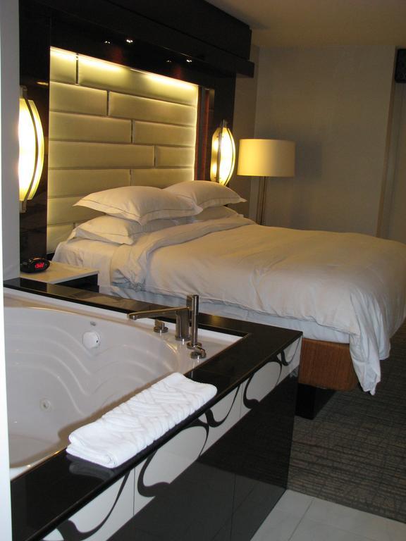 Suites At Elara Las Vegas Center Strip-No Resort Fees Extérieur photo